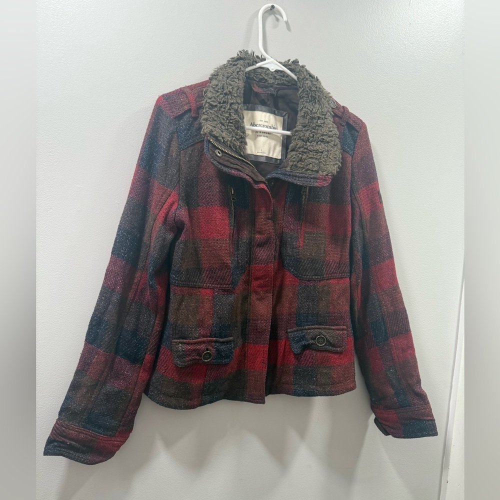 Vintage Y2K Abercrombie Women's Plaid Utility Jacket Red fur L